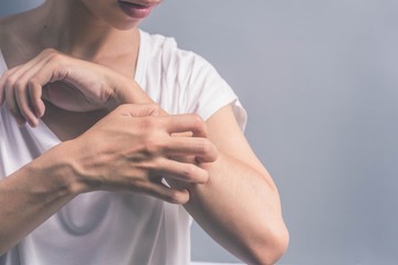 Ha ilyet tapasztal a szemén, valamint a bőrén, az cukorbetegség jele lehet