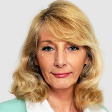 Dr. Skurdenka Beatrix