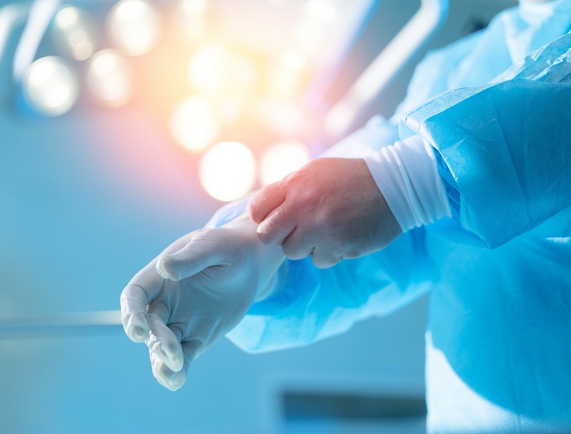 robotasszisztálta műtét gerinc magyarország