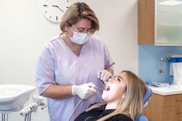 Fogimplantátum: ezt érdemes tudni a fogpótlásról