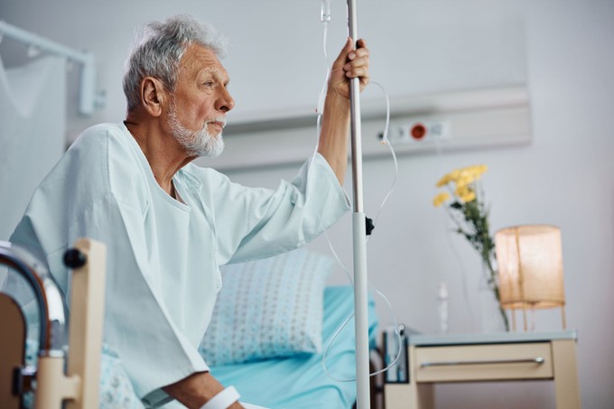 Nem demencia, mégis ijesztő: ezért lehet hirtelen zavart egy idős családtag kórházi kezelés után című cikk nyitóképe