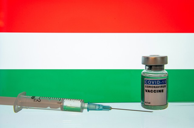 Magyar vakcina: akár már 2022-ben olthatnak vele