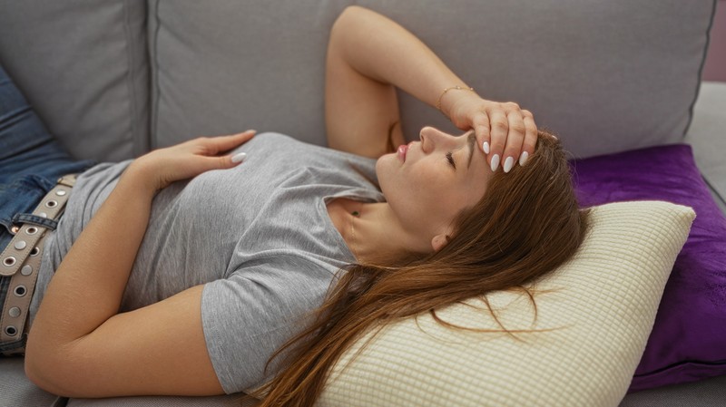 Mit jelent, ha estére mindig megfájdul a fejem? Így ismerheti fel az okokat