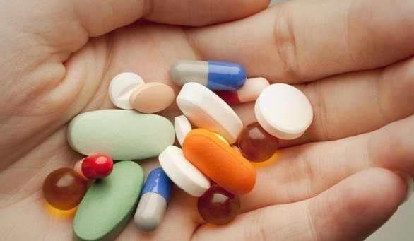 Praktikus tanácsok gyógyszerszedéshez című cikk nyitóképe