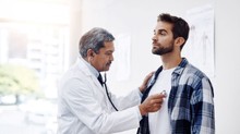 Így változik a férfi test 40, 50, 60 és 70 felett – Ezt tegye meg minden évtizedben az egészségéért! című cikk nyitóképe