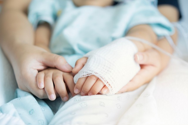 5 millió forintos támogatást kapott a Debreceni Gyermekklinika