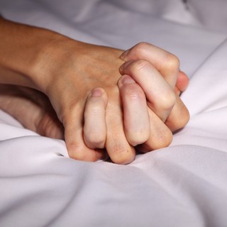Egy férfi minden orgazmus során rózsaszínben látja maga körül a dolgokat egy ritka állapot miatt című cikk nyitóképe