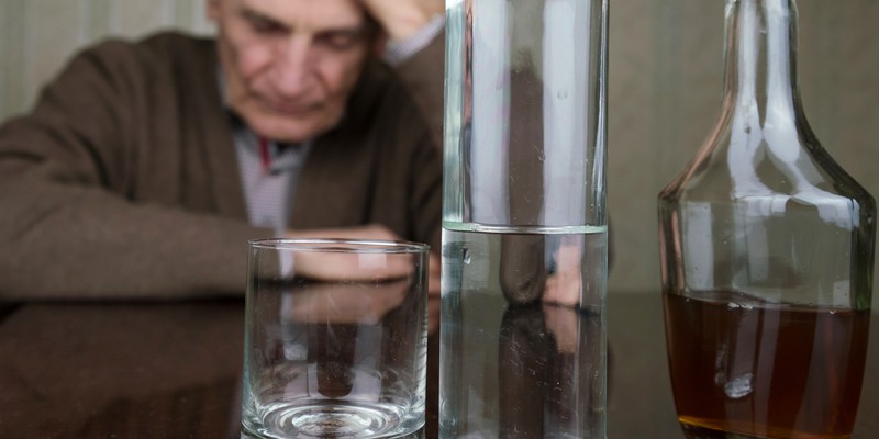 Alkoholista a nagyapám, az állapota romlik, mit tehetek? Vakcinainfó - Az orvos válaszol
