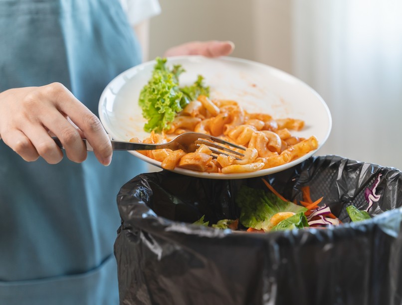 színes élelmiszerpazarlás hulladék