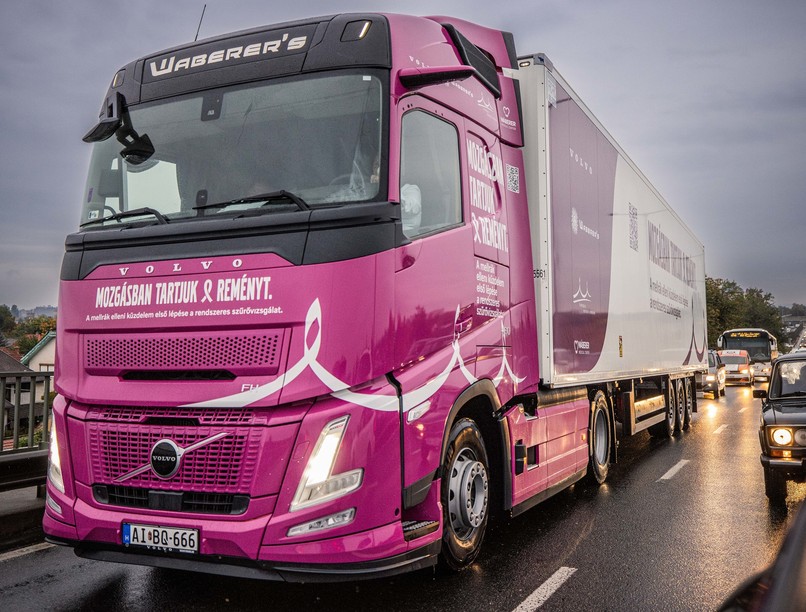 rózsaszín kamion mellrák Waberer