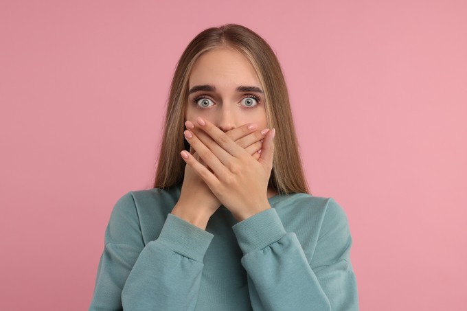 Orr- és szájtapaszok: hasznos vagy pénz- és időpazarlás a színes ragasztók alkalmazása? című cikk nyitóképe