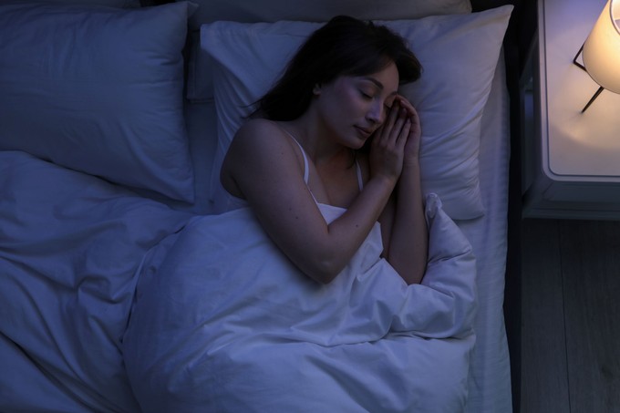 Ha ebben a pózban alszik, ideje változtatni – akár tartós idegkárosodást is okozhat című cikk nyitóképe