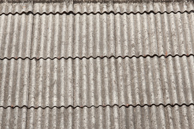 Mennyire veszélyes az egészségre a hullámpala? Okozhat rákot? Vakcinainfó - Az orvos válaszol című cikk nyitóképe