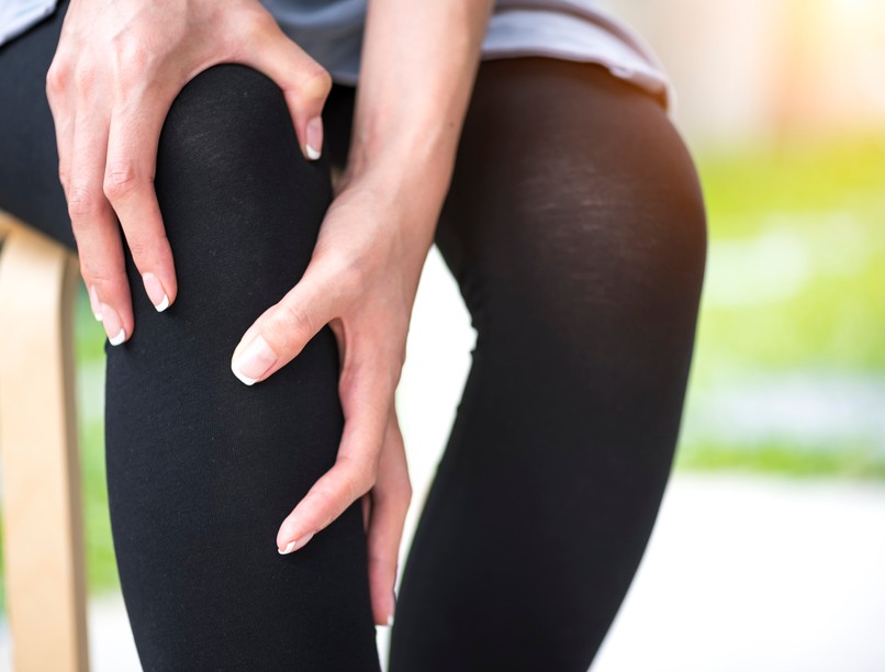 Ízületi fájdalmak esetén fontos az életmódváltás és a helyes kezelés