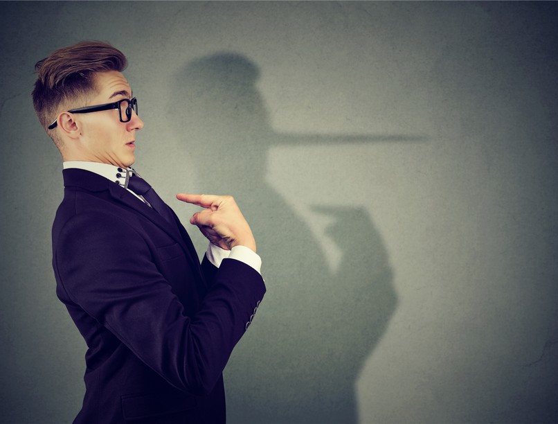 hazugság, pszichológia, mentális egészség, hazugság oka, szégyen, önzetlen hazugság