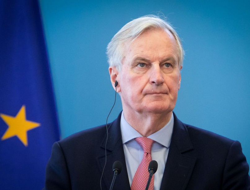 Michel Barnier, francia, mniniszter, műtét, nyak