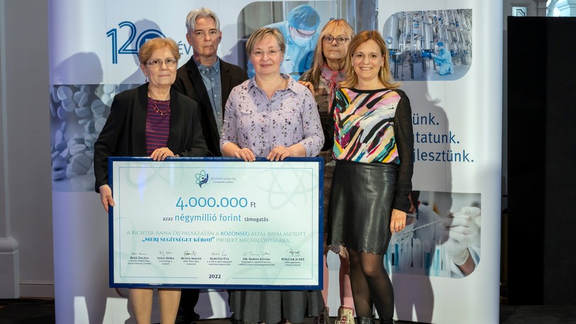 ingyenes segítségnyújtás, daganatos betegek,  pszichoonkológia, pszichés támogatás, Richter Anna Díj