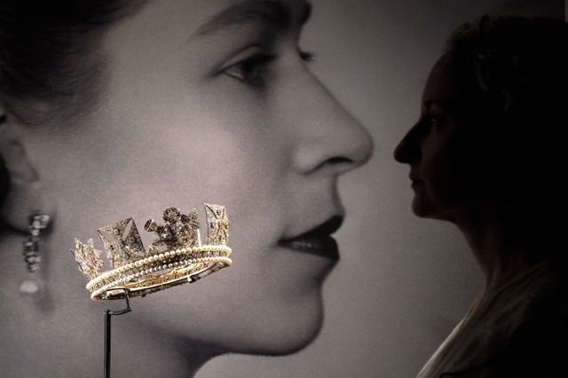 96 éves korában elhunyt II. Erzsébet királynő