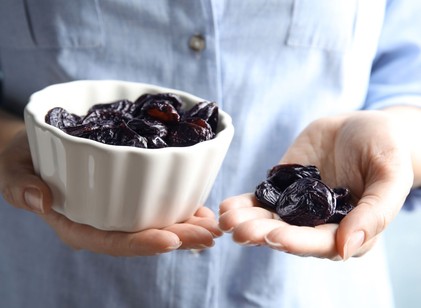 Ez a szárított gyümölcs a csontok legjobb barátja idősebb korban - napi 5-6 szem elég belőle! című cikk nyitóképe