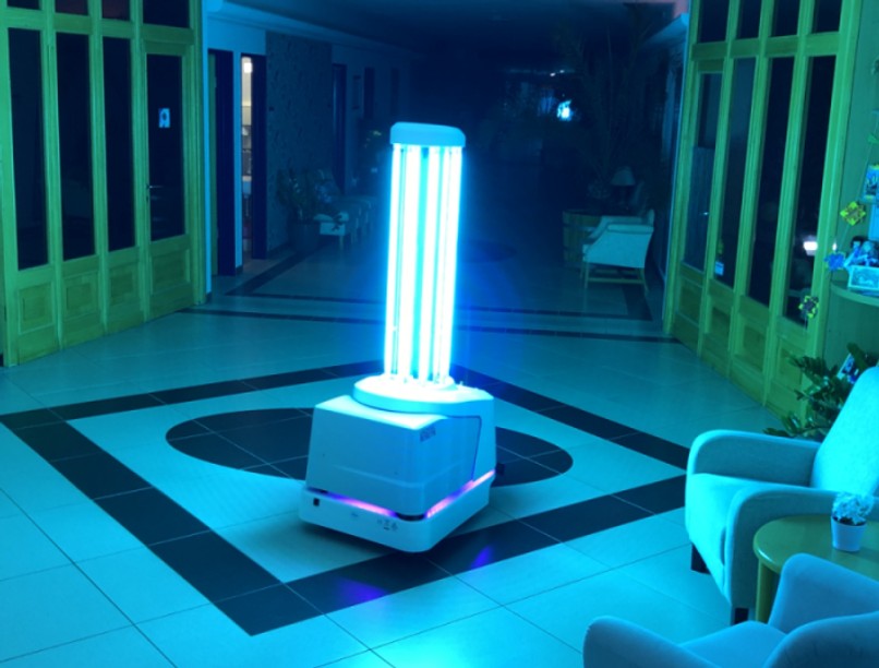 koronavírus, covid, robottechnológia, fertőtlenítés