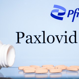 Paxlovid: a Pfizer szájon át adható gyógyszere a szegény országoknak is megoldást jelenthet című cikk nyitóképe