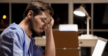  Hogyan lehet a elviselhetőbbé tenni a 24/36 órás műszakokat? Az orvos válaszol   