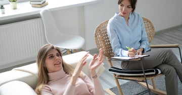  Pszichológus vagy pszichiáter? Mikor, melyik szakember segíthet igazán 