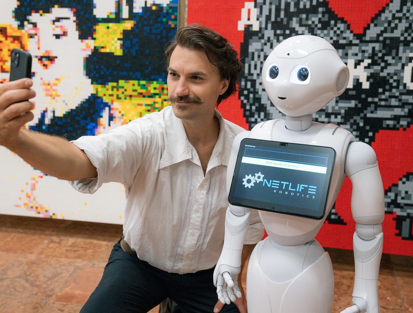 pepper humanoid robot önkormányzat Petőfi-szakértő Bács-Kiskun Vármegye