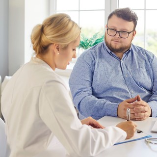 Az elhízás nem lustaság, hanem betegség! A stigmatizáció miatt sokan nem mernek orvoshoz fordulni című cikk nyitóképe