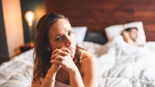 Mit lehet tenni, ha erős szorongás és rágörcsölés miatt nem jön az orgazmus? Az orvos válaszol című cikk nyitóképe