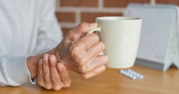 Műanyag palackokból készítettek Parkinson-kór elleni gyógyszert