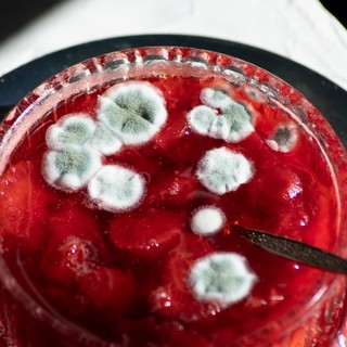 Botulizmus: tünetei, vizsgálata és kezelési lehetőségei című cikk nyitóképe