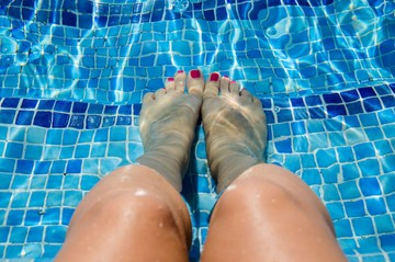 Tévhit, hogy a medencevíz okozza a hüvelyfertőzéseket!