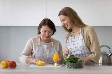 Könnyen betartható diéta, ami egyszerre fogyaszt és fiatalít