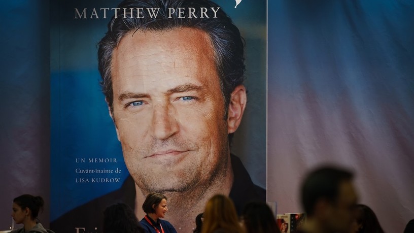 Matthew Perry halála függőség
