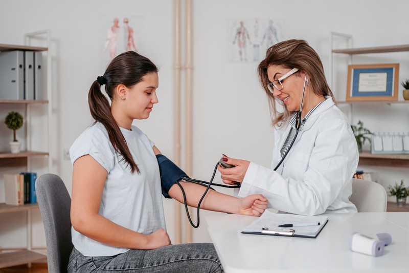 Elég csak a gyógyszer? Így kezelhető igazán a magas vérnyomás