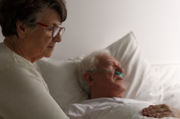 Honnan tudjuk, hogy közeleg a vég? Ezek a halál előtti utolsó órák jelei című cikk nyitóképe