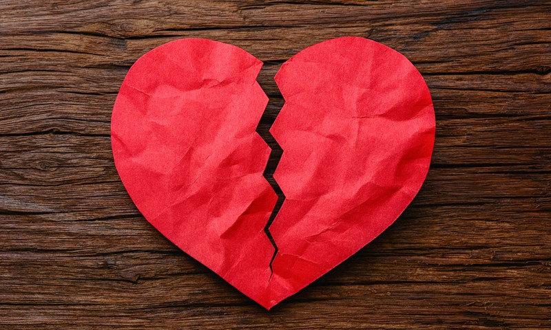Ez a 10 dolog történik, ha összetörik a szíve