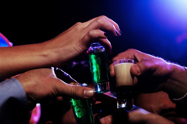 Védőoltás: mennyi alkoholt szabad inni oltás előtt és után?