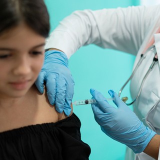 HPV oltás: nem csak a méhnyakrákot előzheti meg vele című cikk nyitóképe