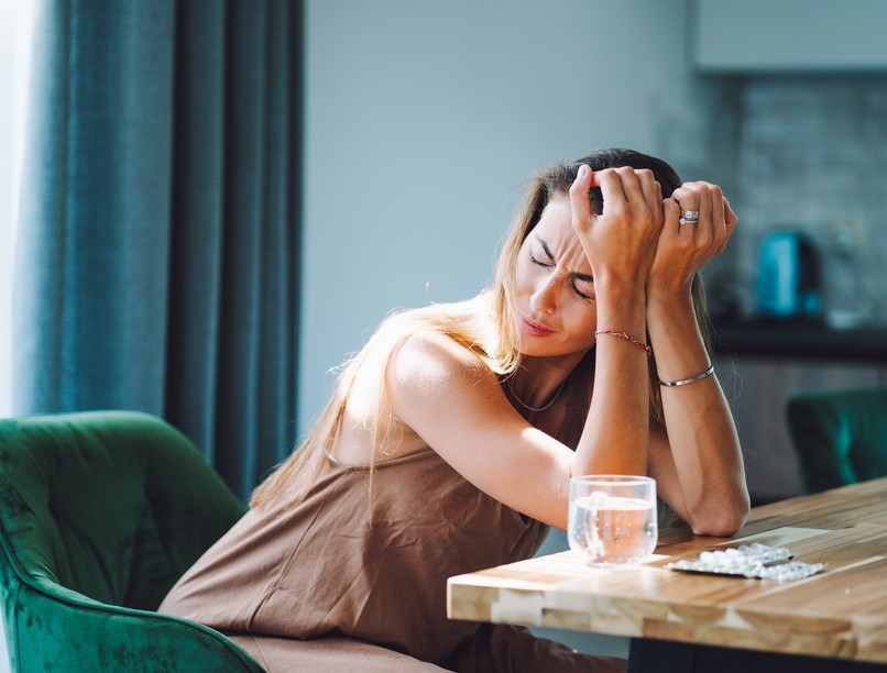 fejfájás, migrén, napszak, fájdalom, reggel, este