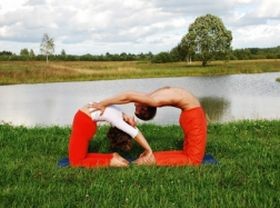 Tizennyolc plusz: egy rezdülésben megyünk el...