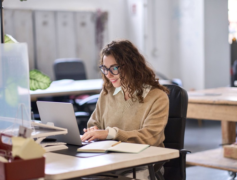 informatikus lány miért nem smartis