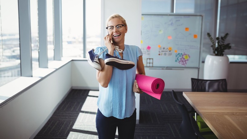 fizetés munkavállaló munkahelyi jóllét wellbeing
