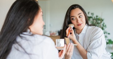 5 sminkelési szokás, ami tönkreteszi a bőrt