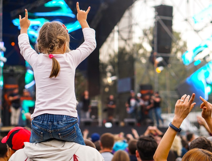 fesztivál, gyerek, hallásromlás, halláskárosodás