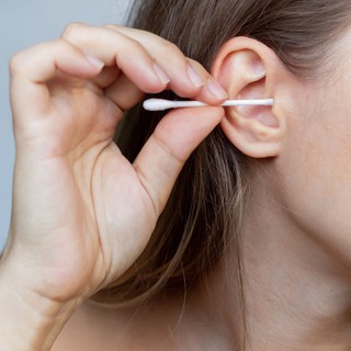 Bajt jelezhet az, ha ilyen a fülzsír színe és szaga című cikk nyitóképe