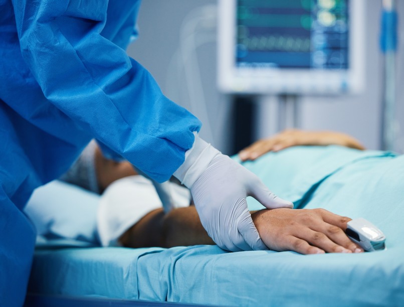 hírek műtéti várólista kórházi ellátás egészségügyi béremelés