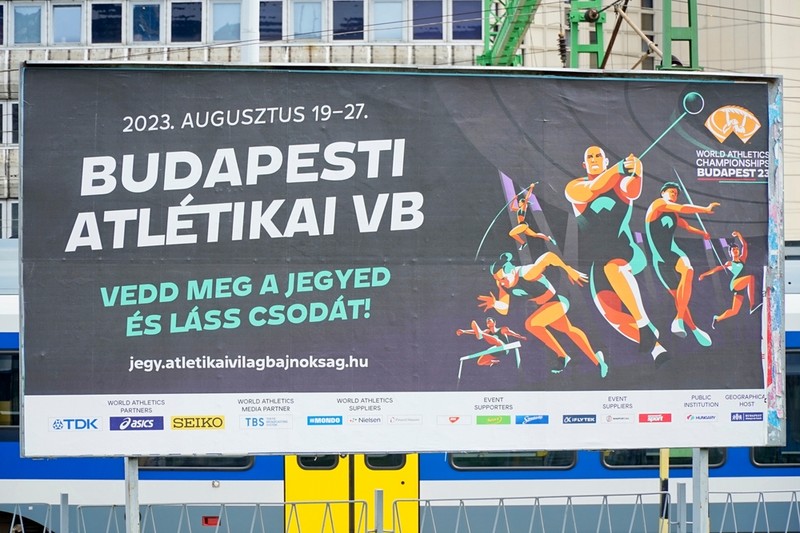 Ingyen osztogatják ezeket a holmikat az atlétikai világbajnokságon