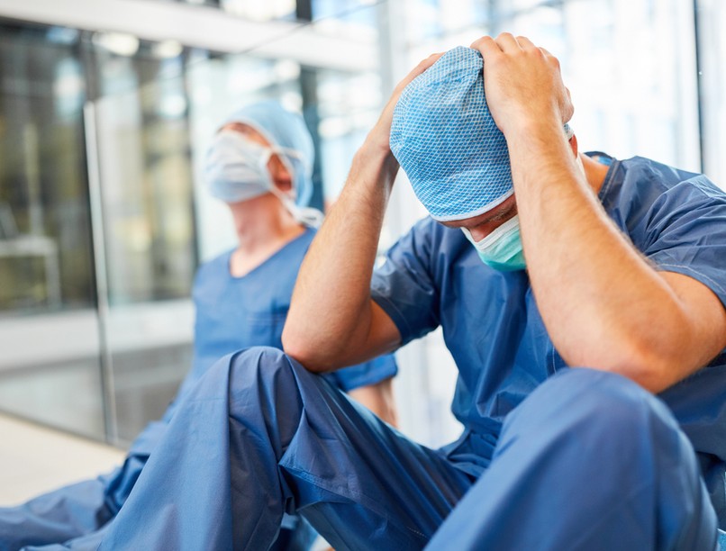 egészségügy, orvosbérek, szakorvosok fizetése, háziorvosk fizetése, pandémia, koronavírus